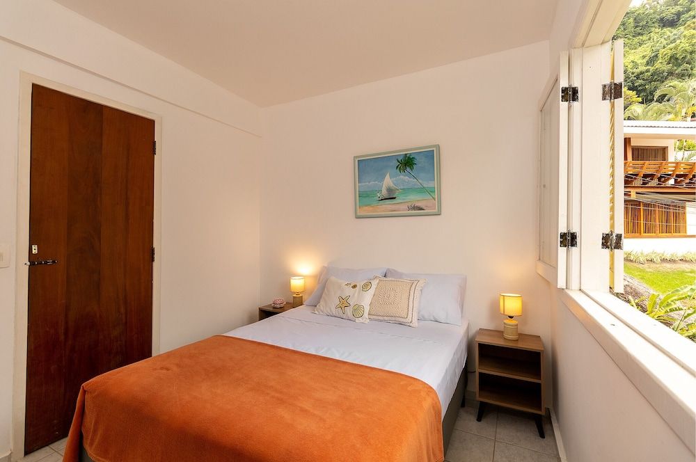 Casa Amarela Economy Room 6