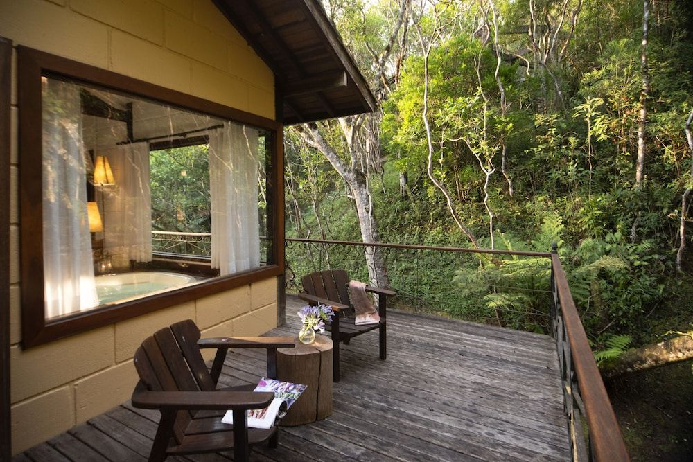 Terra Crua Chale Bromelia 11