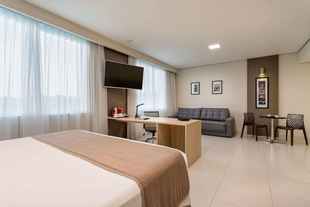 Premium Room, 1 King Bed, Non Smoking