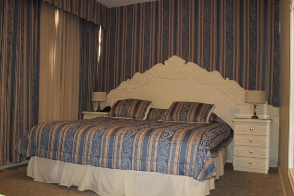 Hotel Bertaso Deluxe Double Room 7