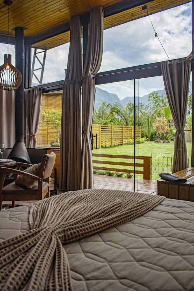 Romantic Chalet, 1 Queen Bed, Jetted Tub, Mountain View