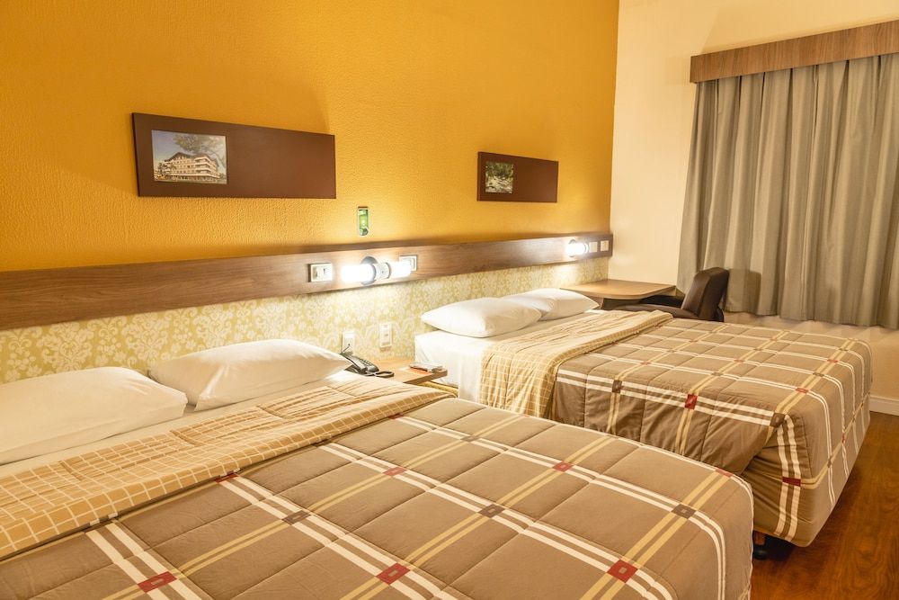 Hotel 10 Sao Leopoldo Standard Room, 2 Double Beds 2