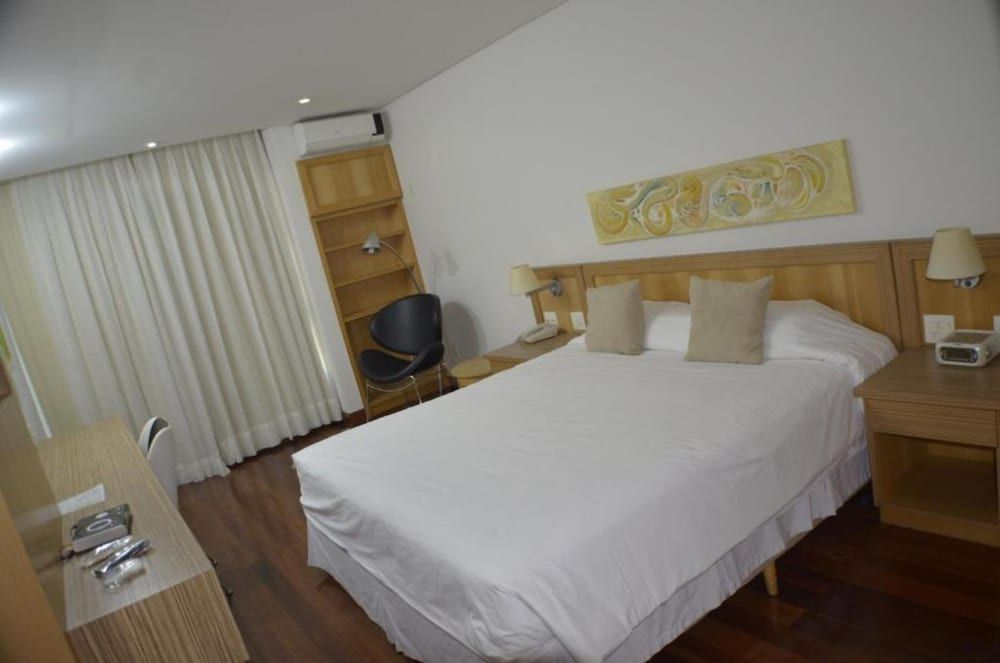 Constantino Hotel