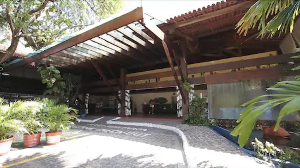 Amoaras Resort