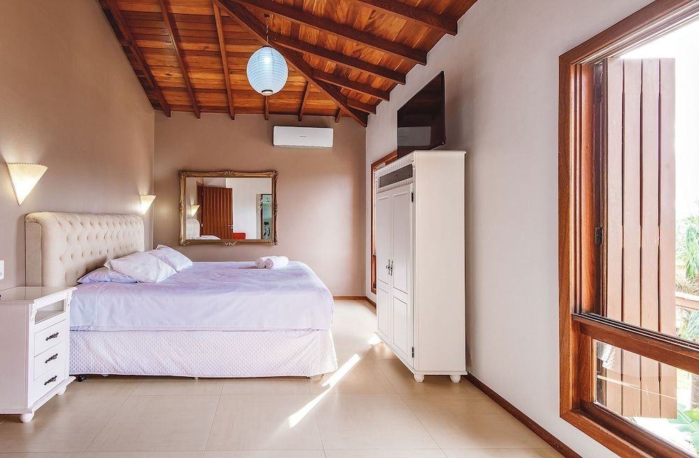 Premium Bungalow, Jetted Tub, Mountain View