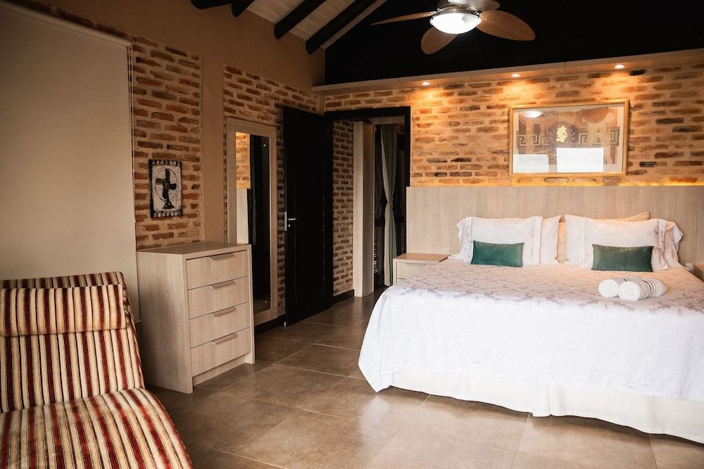 House Premium com Jacuzzi Privativa e Vista do Lago - Ibiraquera Life