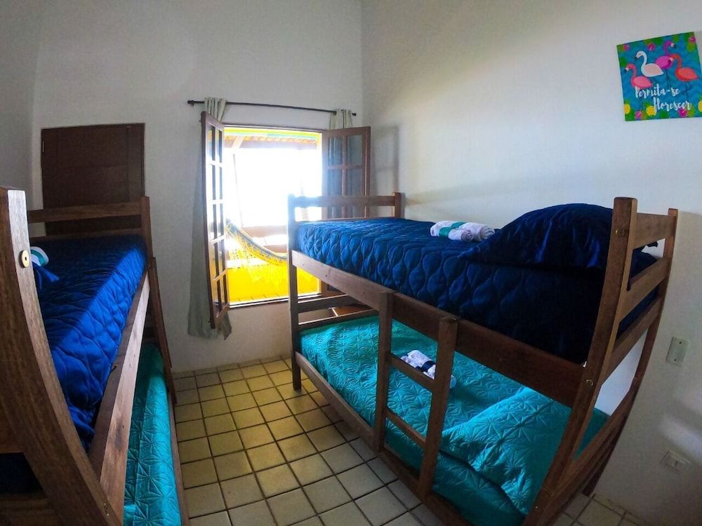 Economy Room, Women only