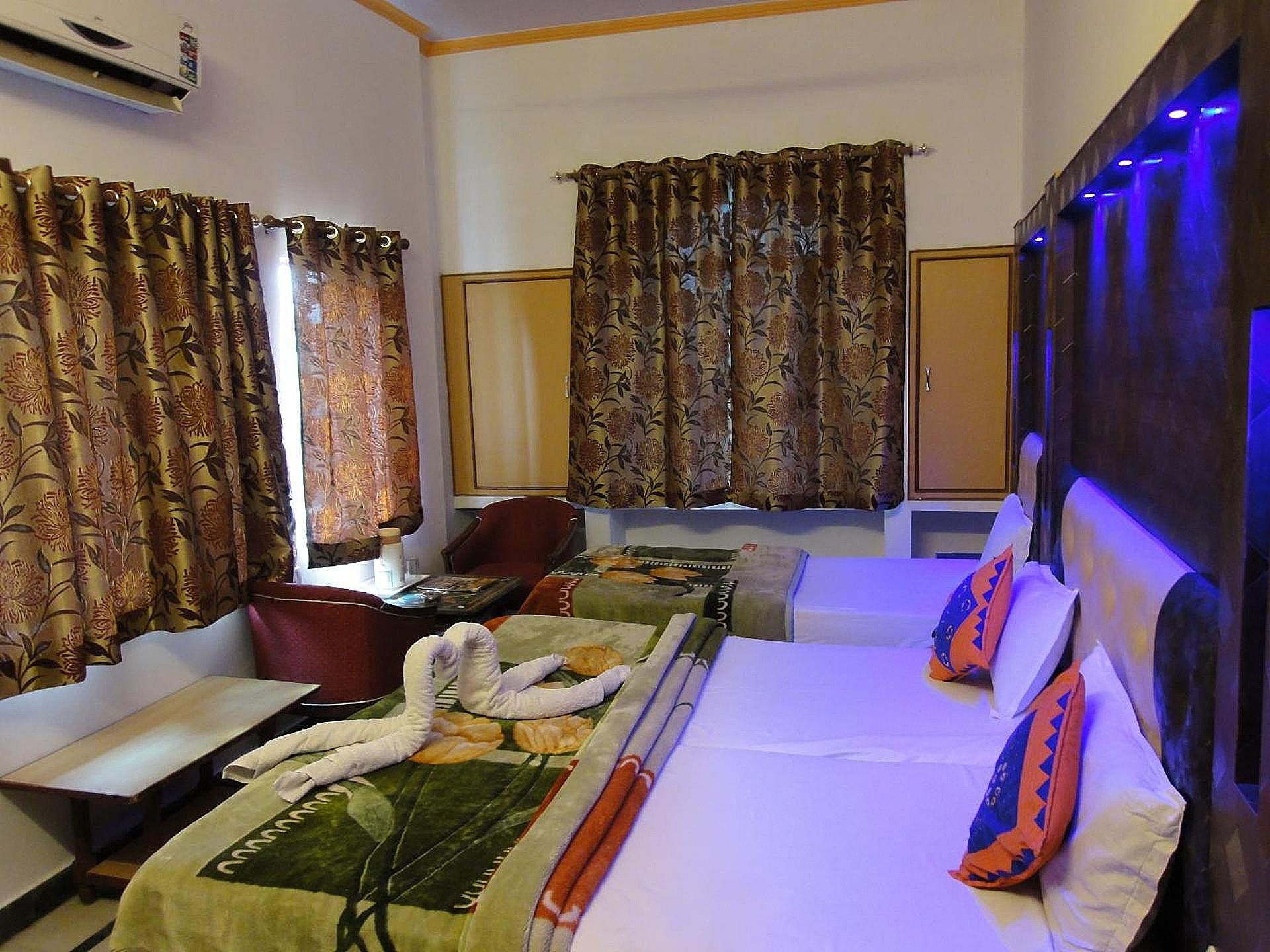 Basic Triple Room