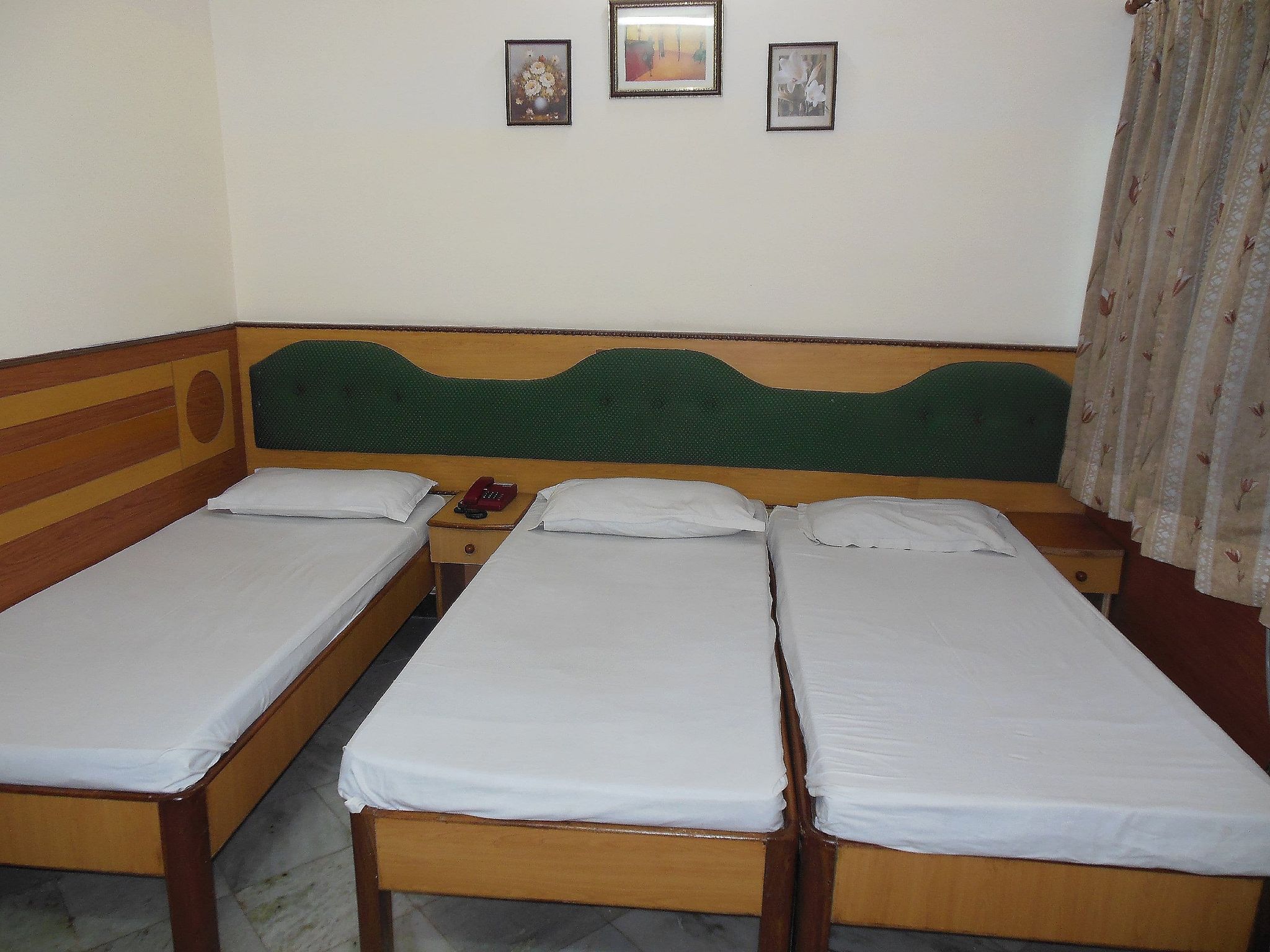 Hotel Taj Plaza Standard Non AC Room 2