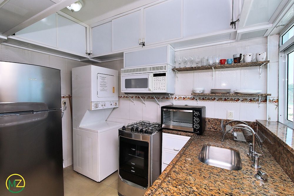 undefined MZ Apartments Ronald 6