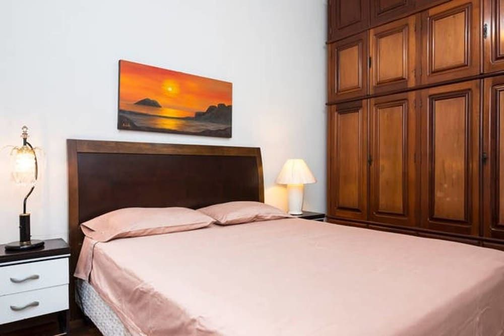 Wizzie's 3 Bedoom Beach Pad - 304 Apartment 3 Apartment 13