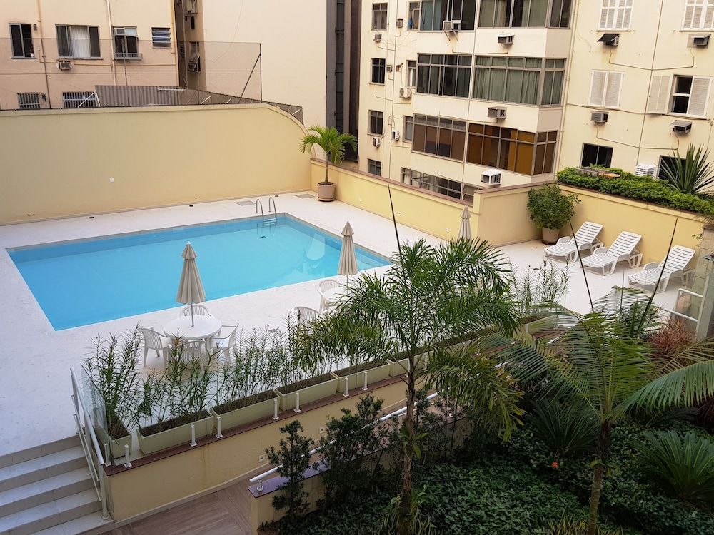 undefined Amplo Imóvel Copa Posto 6 - Piscina 5