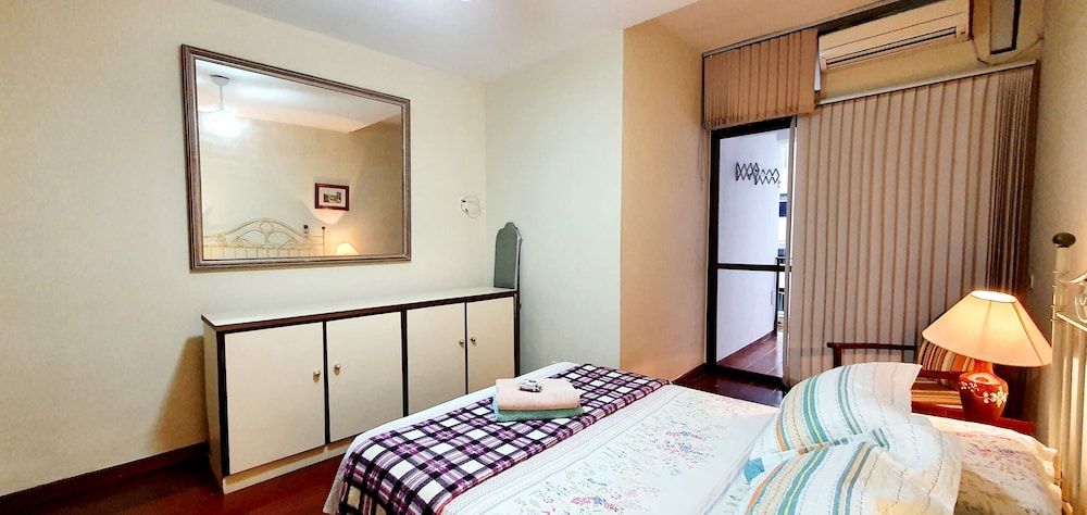 undefined Amplo Imóvel Copa Posto 6 - Piscina 7