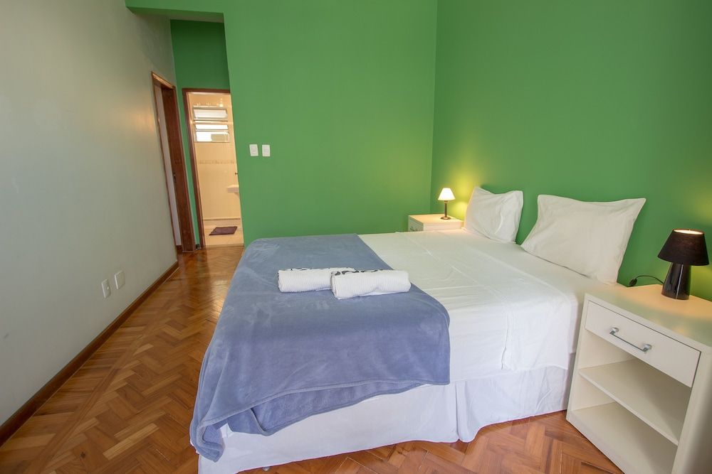 undefined LineRio Vista Mar Copacabana 228 4