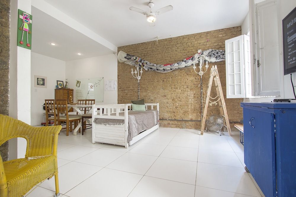 LineRio Praia de Copacabana 372 Family House, Multiple Beds, City View 2