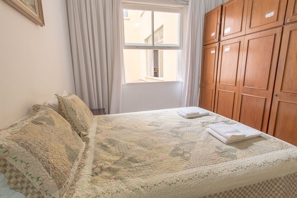 undefined LineRio Praia de Ipanema 369 2