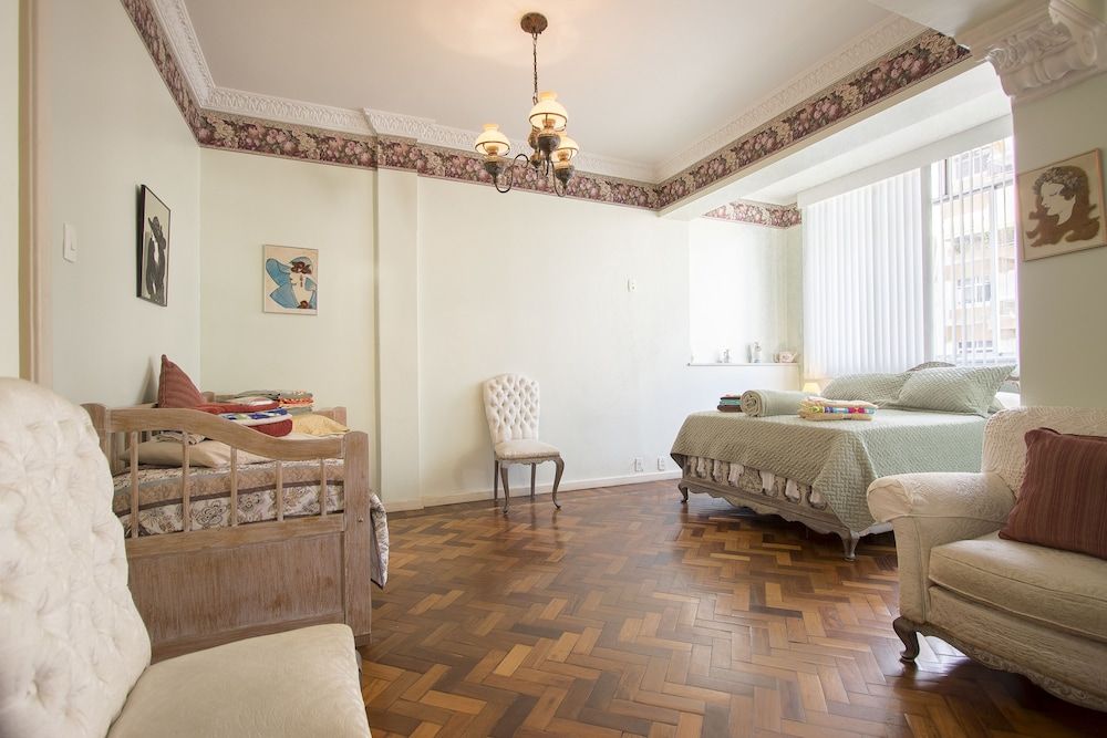 undefined LineRio Praia de Copacabana 375 9