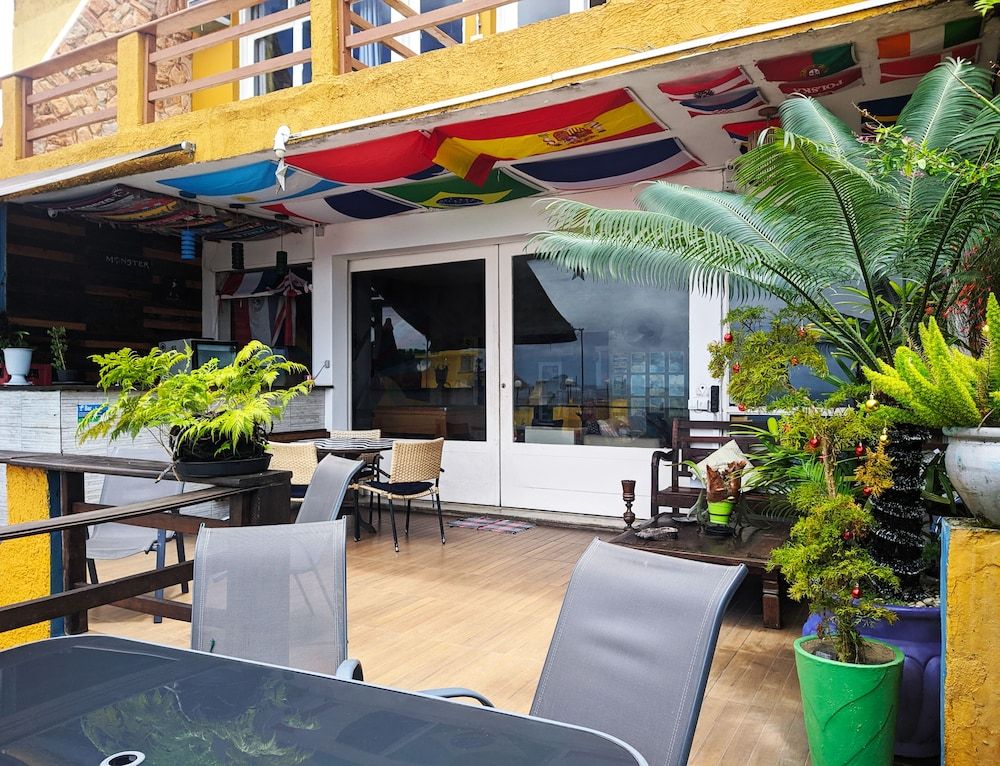 undefined Babilonia Rio Hostel 2