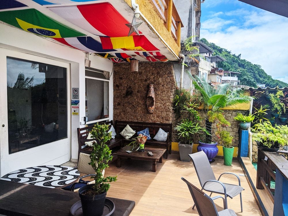 undefined Babilonia Rio Hostel 3