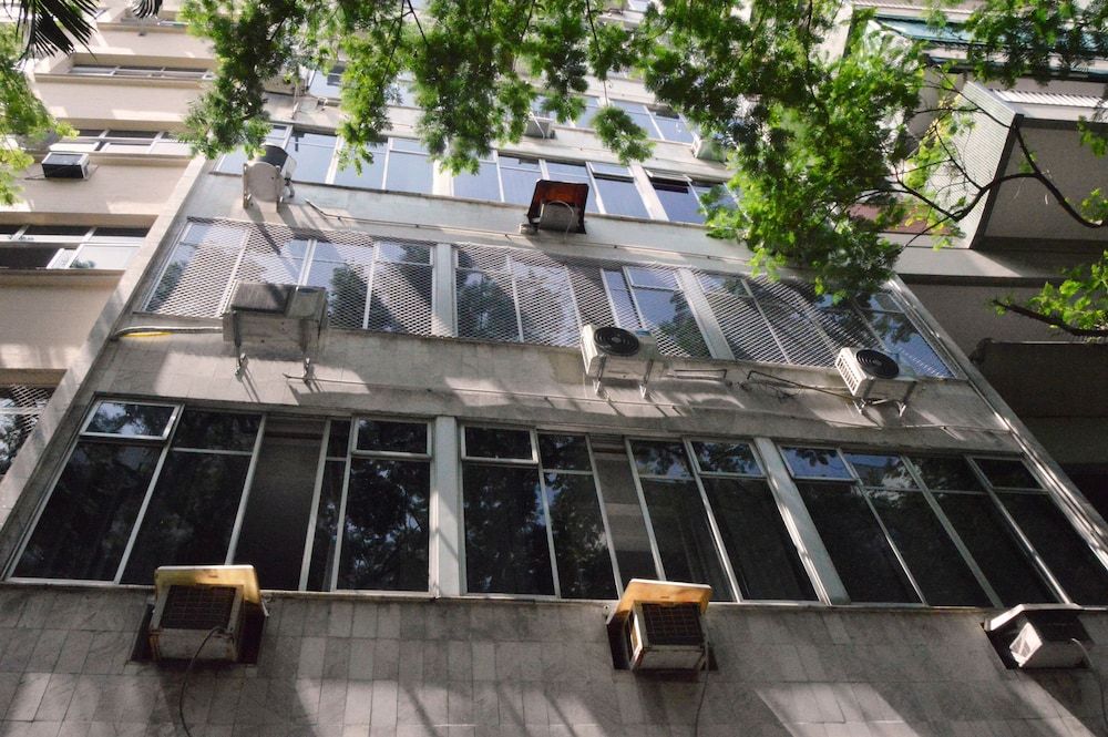 undefined Claudia Copa 3