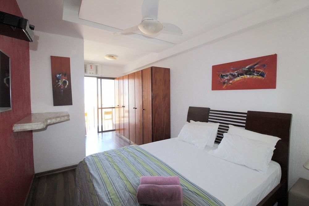 undefined Pineapples F1106 Copacabana Penthouse and Pool 9