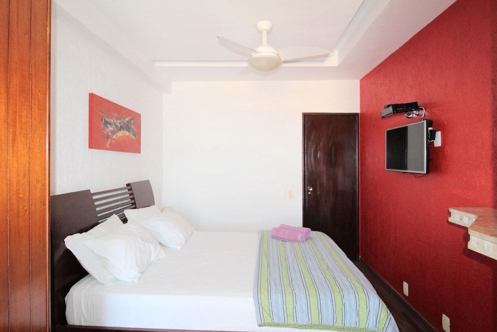 undefined Pineapples F1106 Copacabana Penthouse and Pool 5