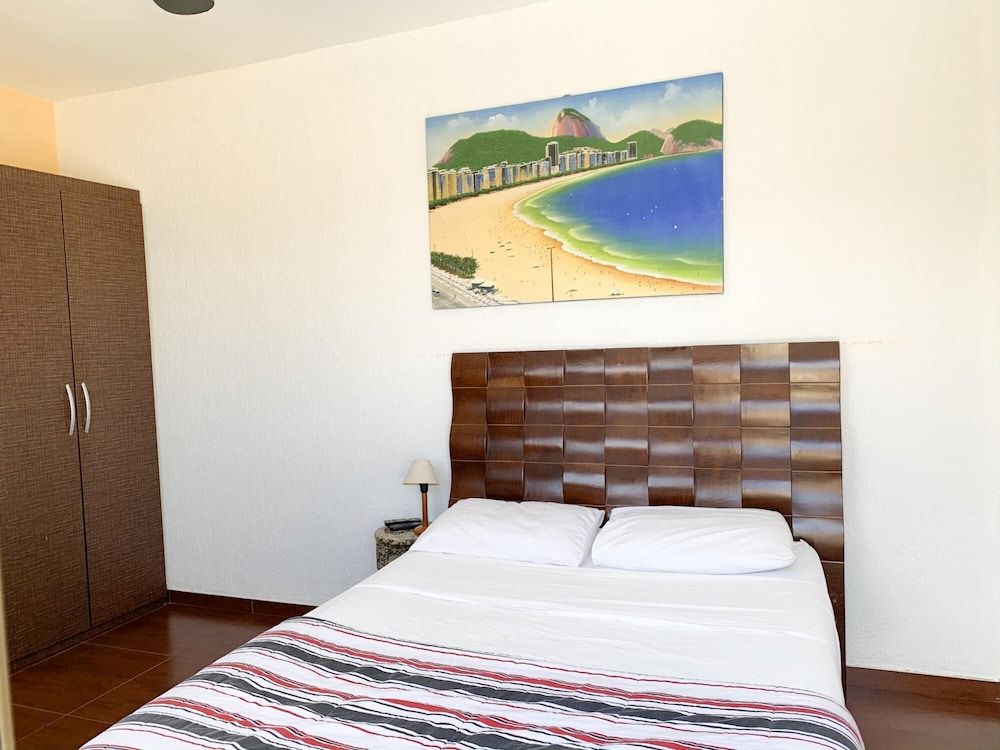 undefined Pineapples F1106 Copacabana Penthouse and Pool 4