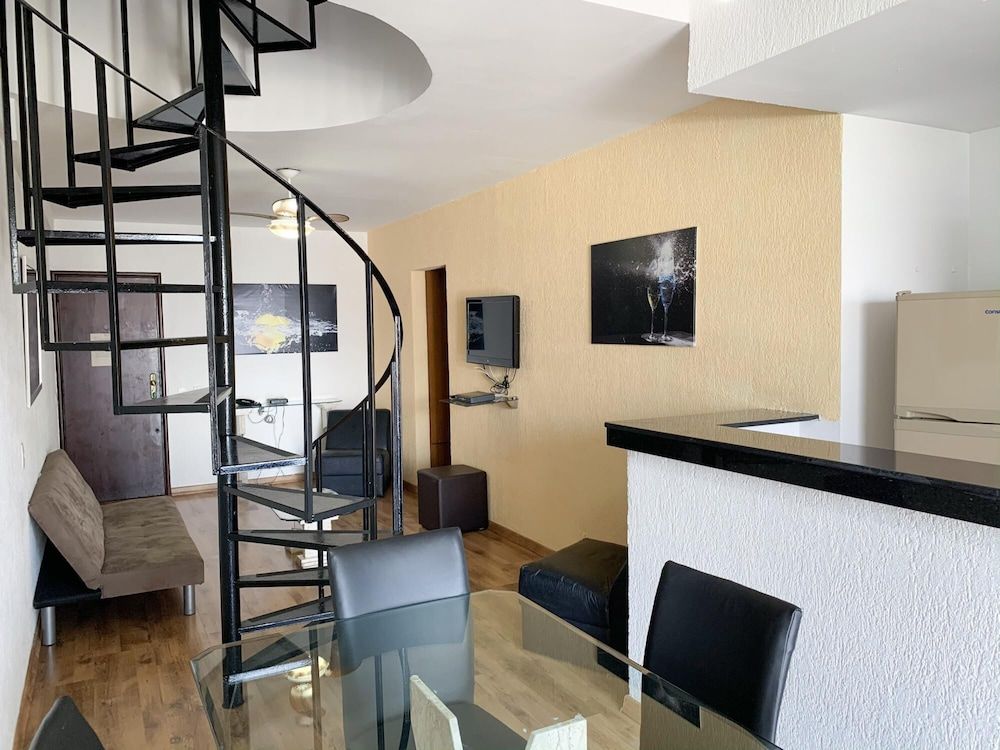 undefined Pineapples F1106 Copacabana Penthouse and Pool 10