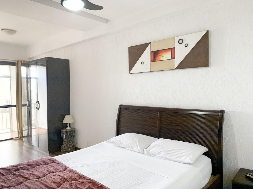 undefined Pineapples F1106 Copacabana Penthouse and Pool 3