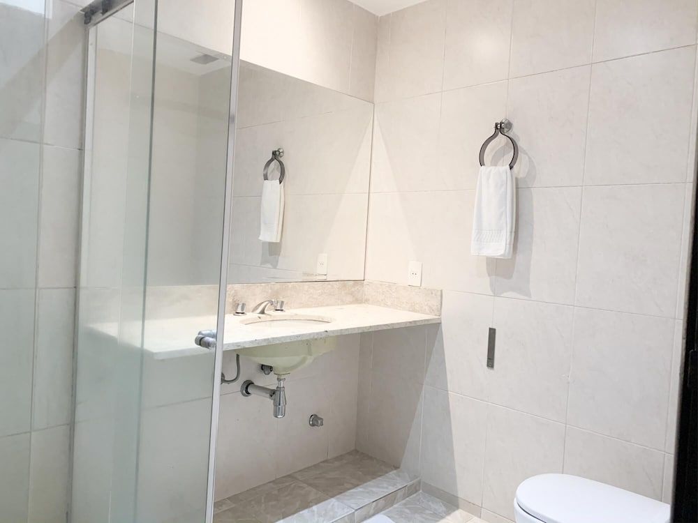 undefined Pineapples F1106 Copacabana Penthouse and Pool 8