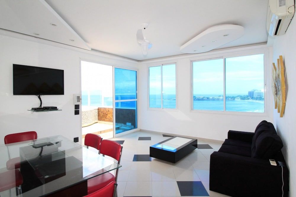 undefined Pineapples F8 Copacabana Quiet Penthouse 7