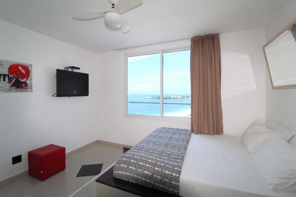 undefined Pineapples F8 Copacabana Quiet Penthouse 9