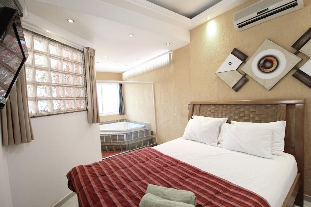 undefined Pineapples F1137 Copacabana Elegant Penthouse