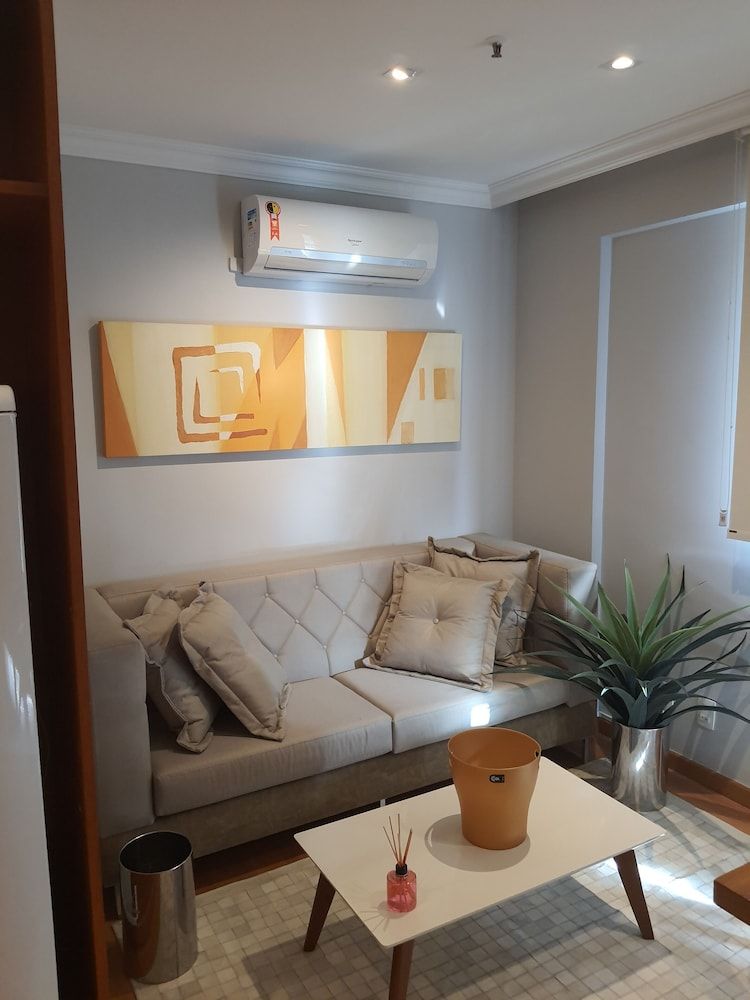 undefined Barra First 3