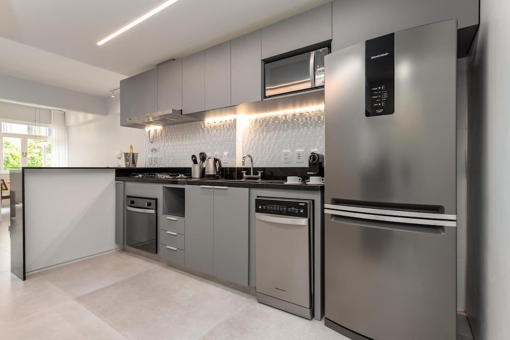 undefined Apr301 2 Bedroom Apartment in Ipanema Modern and Well Located 2