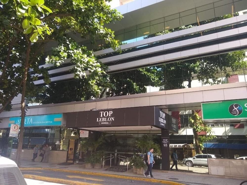 undefined Top Leblon