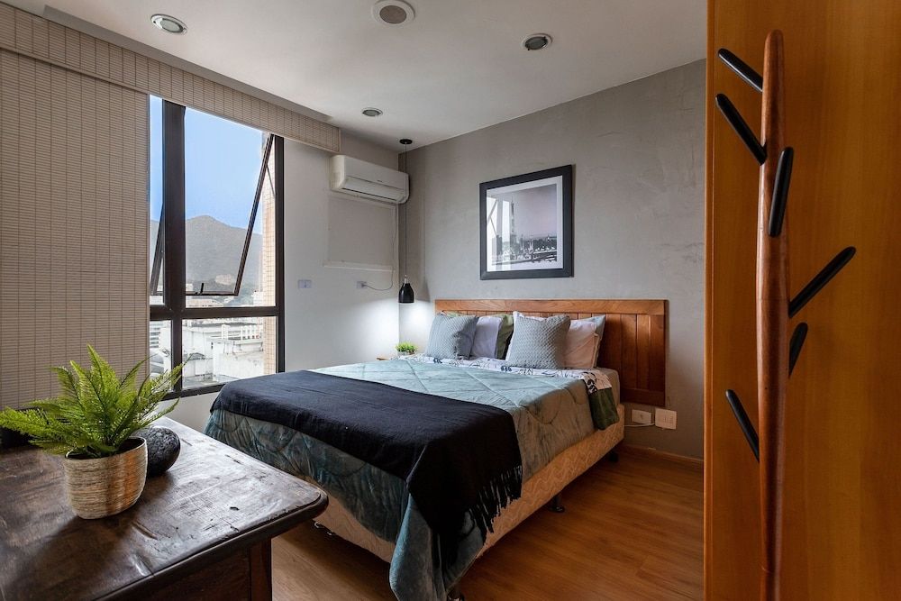 undefined Top Leblon 3