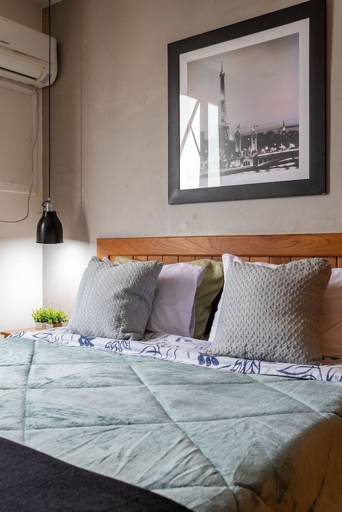 undefined Top Leblon 9