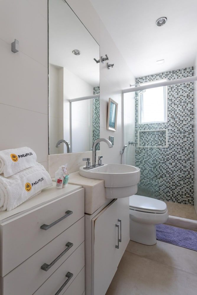 Comfort and Elegance in Ipanema Bt1206 Apartment 16