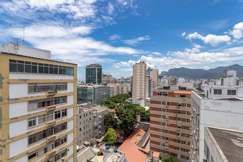 Comfort and Elegance in Ipanema Bt1206 Apartment 10