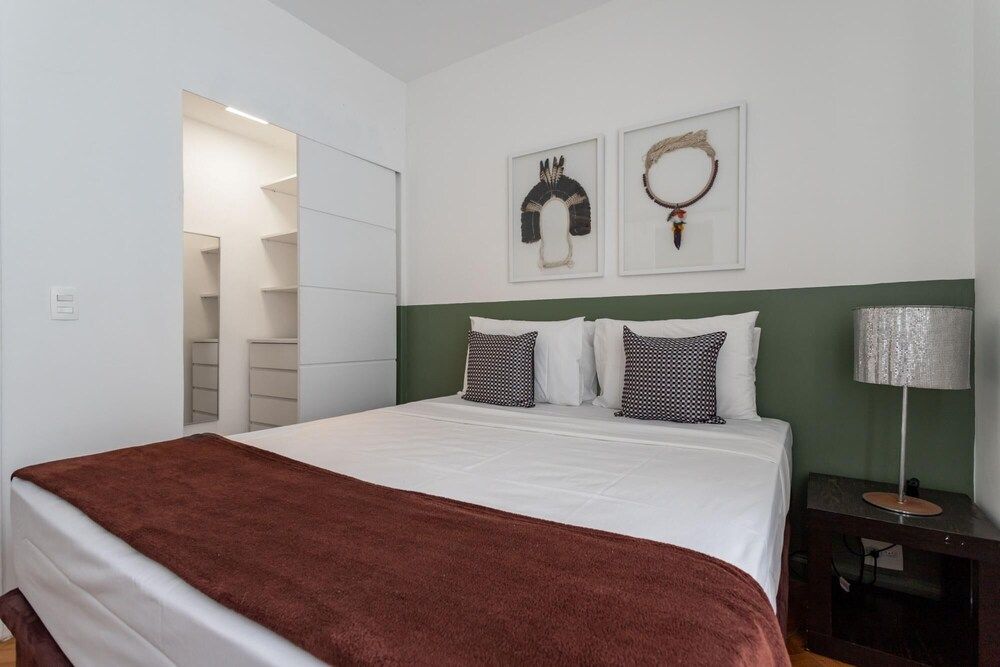 Comfort and Elegance in Ipanema Bt1206 Apartment