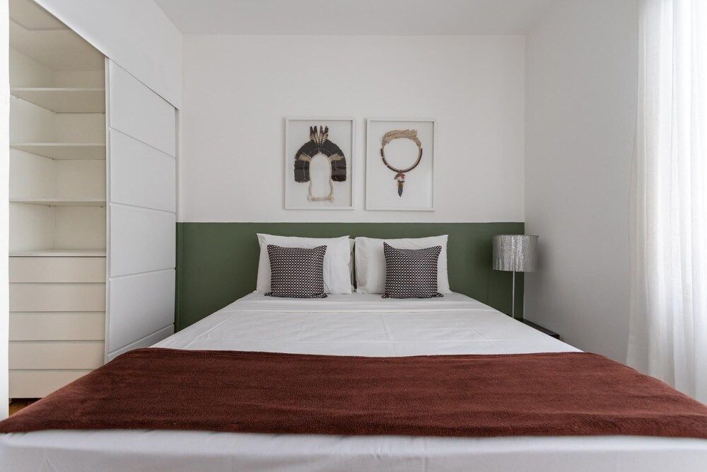 Comfort and Elegance in Ipanema Bt1206 Apartment 9