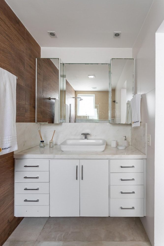 Comfort and Elegance in Ipanema Bt1206 Apartment 21