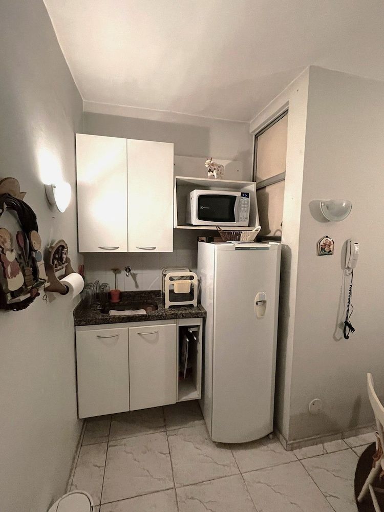 Ap Copacabana 200m da praia – CP4 Apartment 8