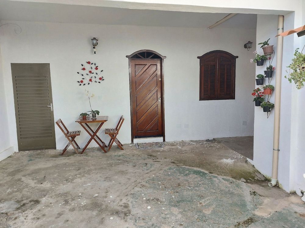 Kitnets no Bairro Rio Branco