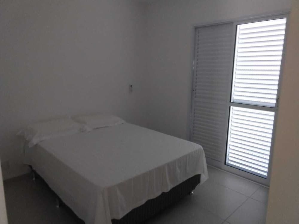 Apartment (121)