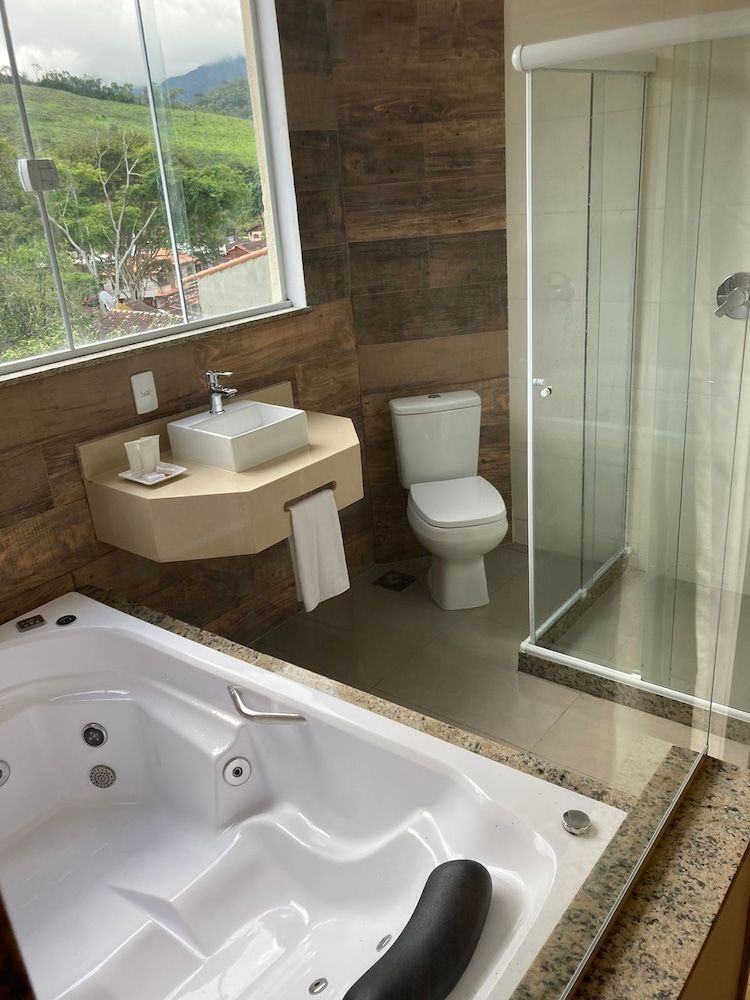 Pousada Renovo da Serra Honeymoon Twin Room, Mountain View 7