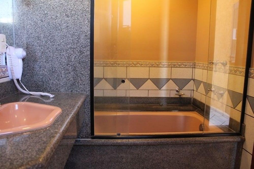 Bahamas Suite Hotel Executive Room (Duplex) 9