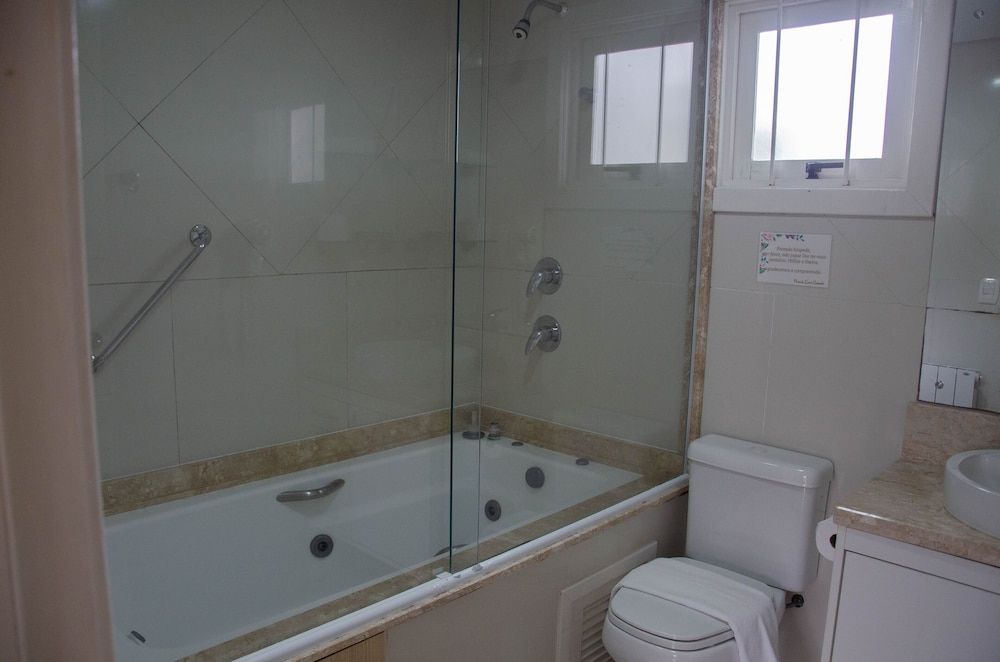 Pousada Lanai Luxury Double Room, Bathtub 5