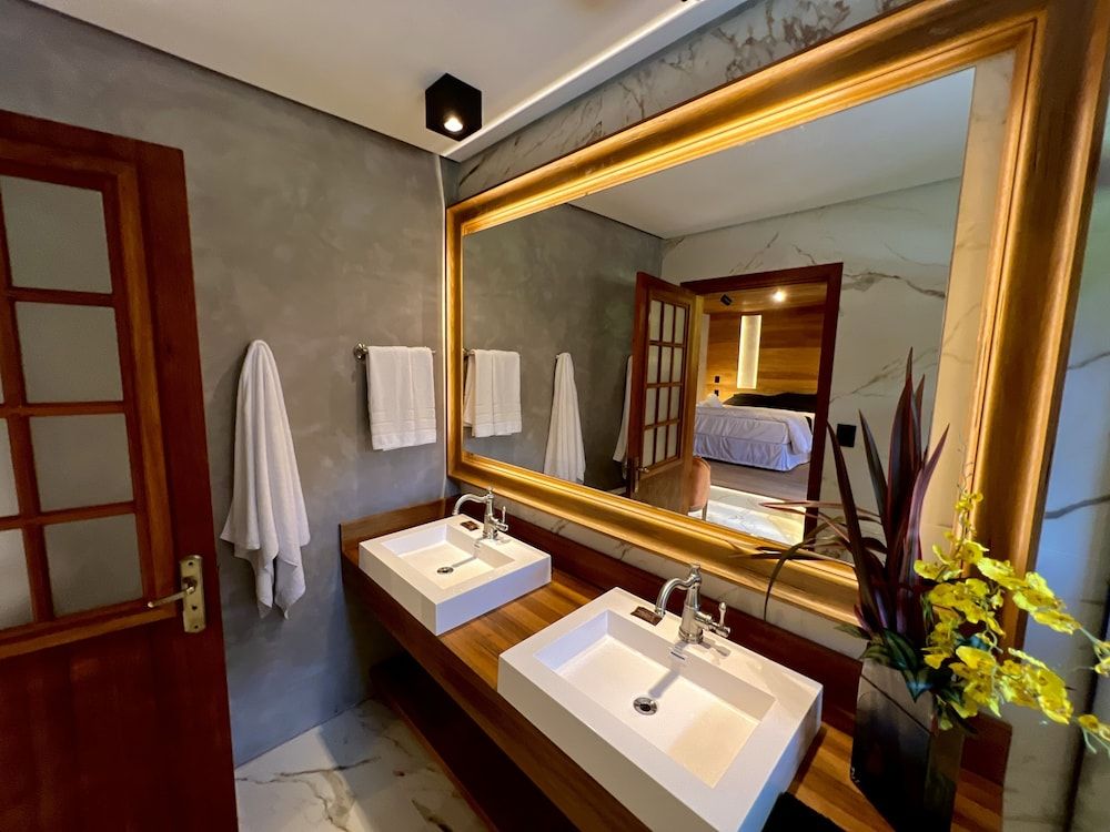 WoodStone Hotel Fazenda Deluxe Suite with Bath 21
